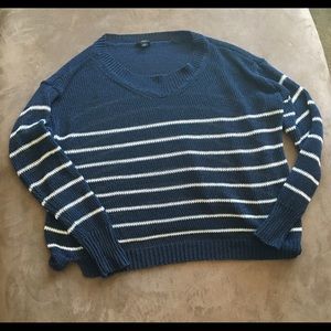 🌸Sale 3 for $10🌸 Ann Taylor Striped Sweater